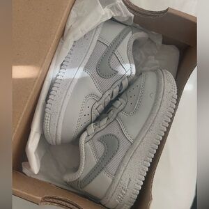 Infant Air Force 1s